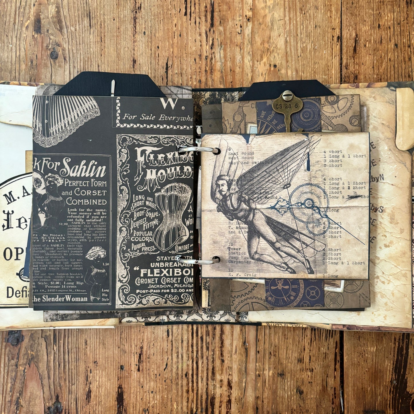 Mini Album - Timekeeper Steampunk