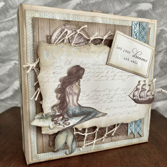 Mini Album - Legends of the Sea