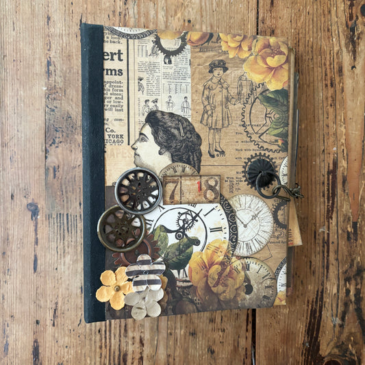Mini Album - Timekeeper Steampunk